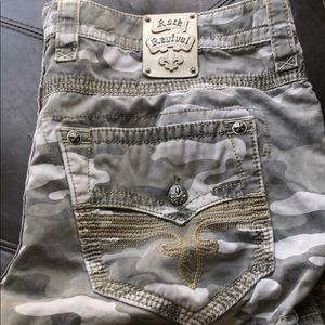 Rock revival shorts size 42